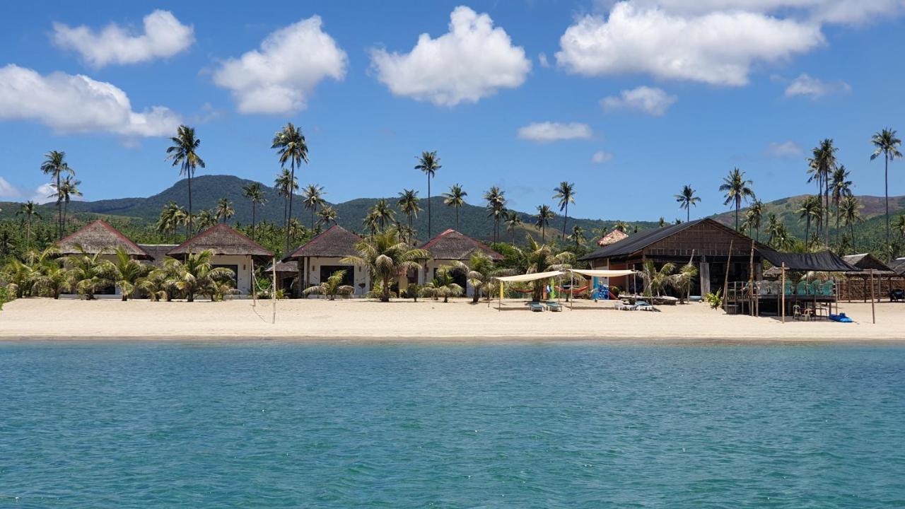 Footprints Beach Resort Agpudlos Bagian luar foto