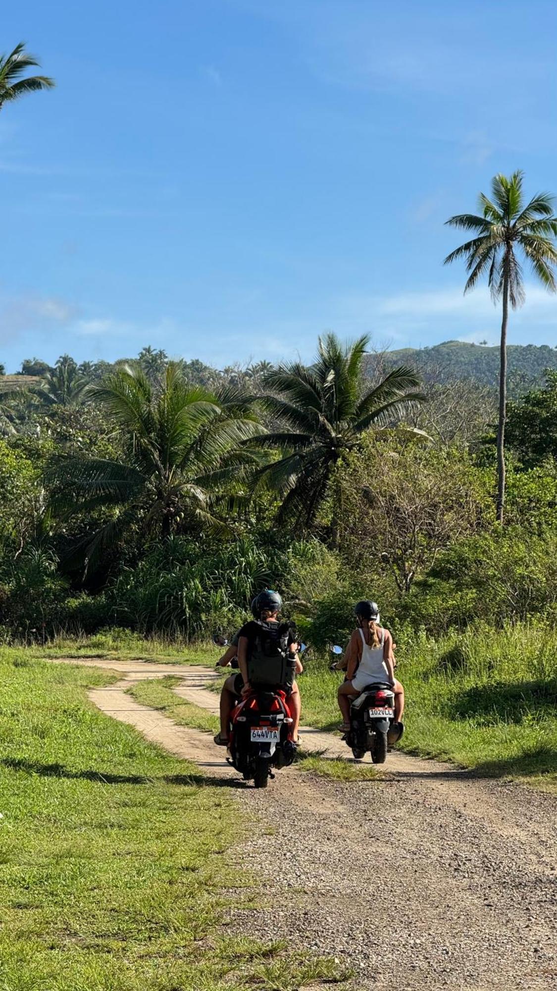 Footprints Beach Resort Agpudlos Bagian luar foto