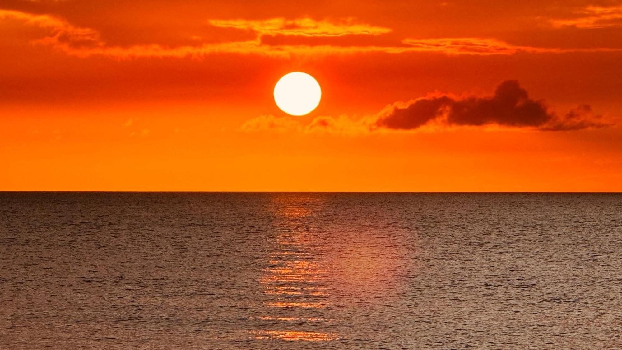 Footprints Beach Resort Agpudlos Bagian luar foto